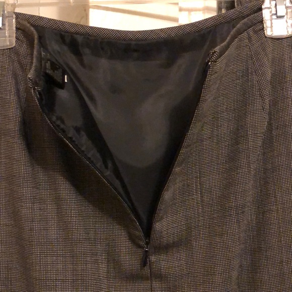 Suit - Picture 6 of 7